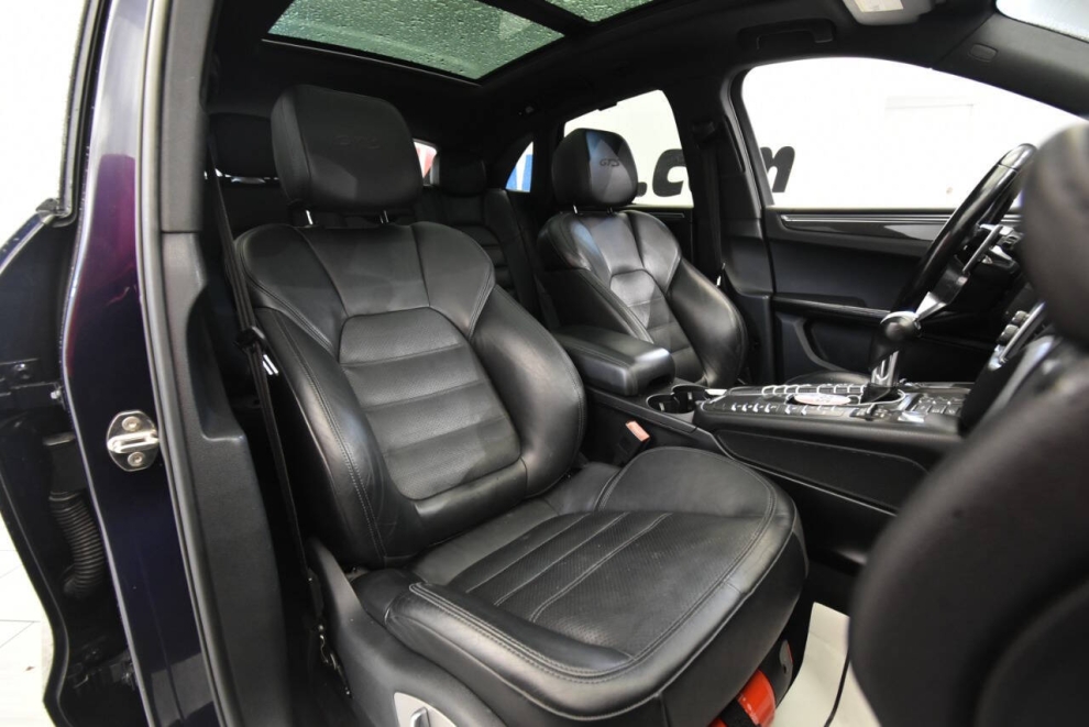 2017 Porsche Macan GTS AWD 4dr SUV, Blue, Mileage: 85,255 - photo 14