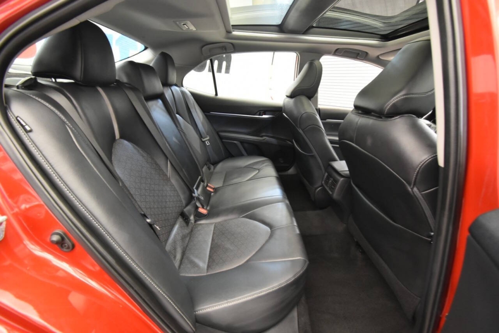 2021 Toyota Camry xse, Red, Mileage: 81,561 - photo 16