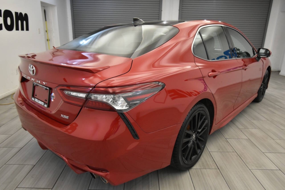 2021 Toyota Camry xse, Red, Mileage: 81,561 - photo 4