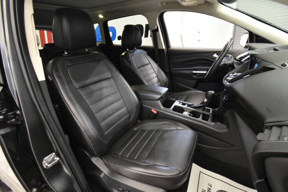 2017 Ford Escape Titanium AWD 4dr SUV, Gray, Mileage: 101,589 - photo 15