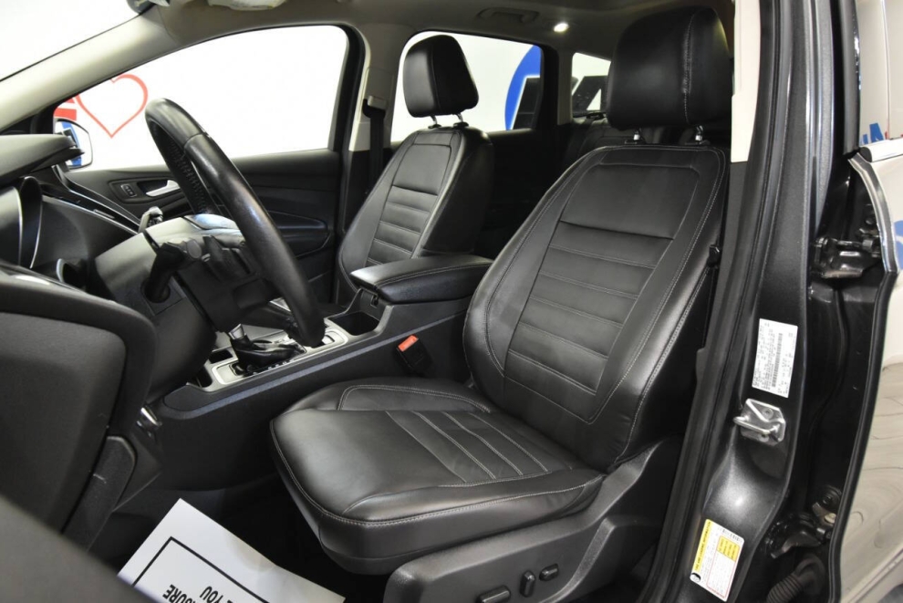 2017 Ford Escape Titanium AWD 4dr SUV, Gray, Mileage: 101,589 - photo 9