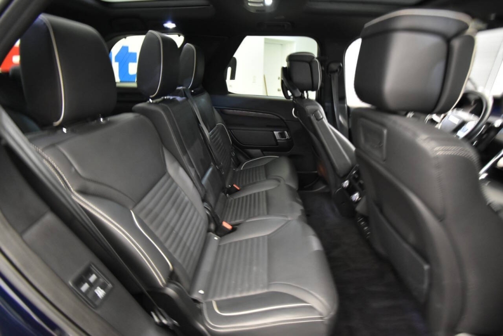 2022 Land Rover Discovery P360 HSE R Dynamic AWD 4dr SUV, Blue, Mileage: 60,119 - photo 16