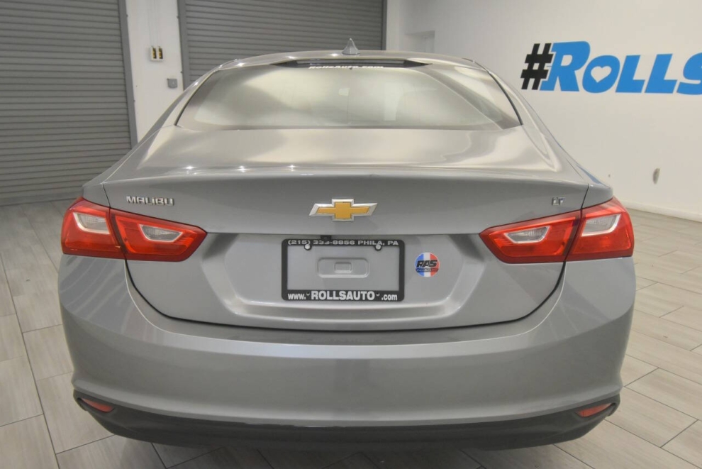2023 Chevrolet Malibu LT 4dr Sedan w/1LT, Gray, Mileage: 42,432 - photo 3