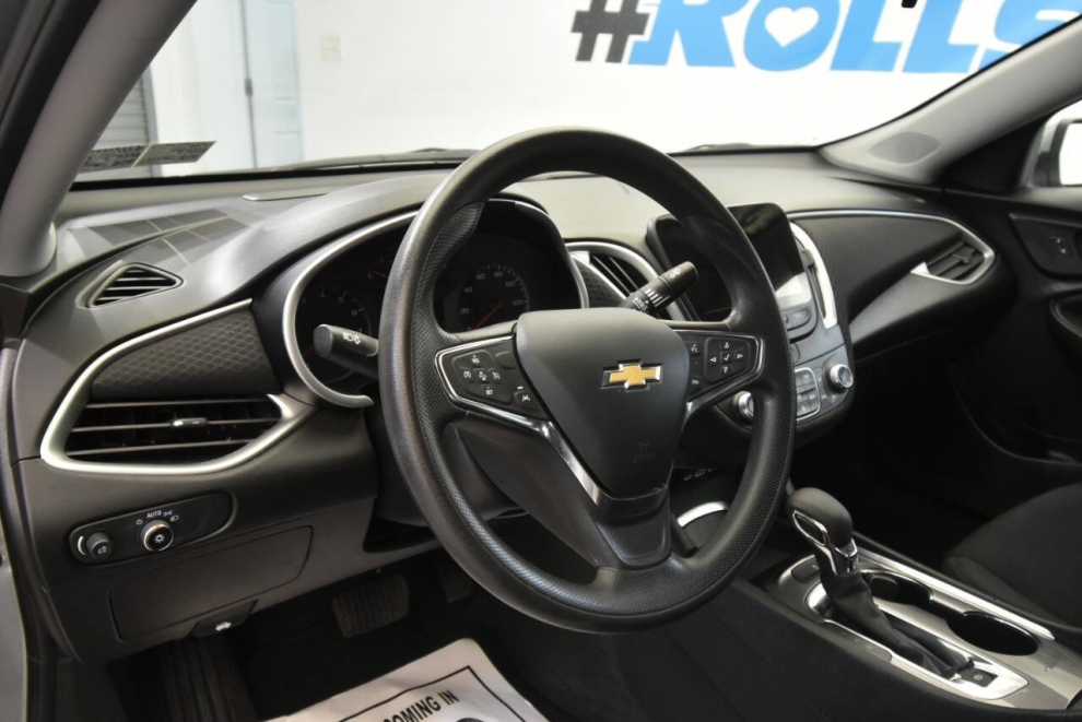 2023 Chevrolet Malibu LT 4dr Sedan w/1LT, Gray, Mileage: 42,432 - photo 9