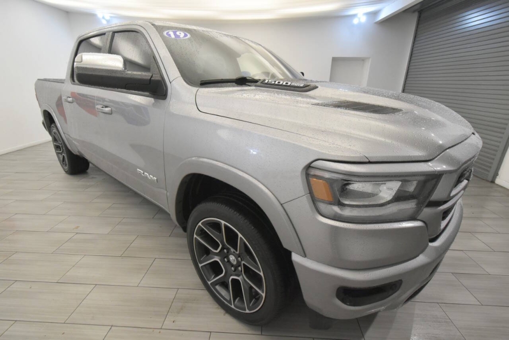 2019 RAM 1500 Laramie 4x4 4dr Crew Cab 5.6 ft. SB Pickup, Silver, Mileage: 131,833 - photo 6
