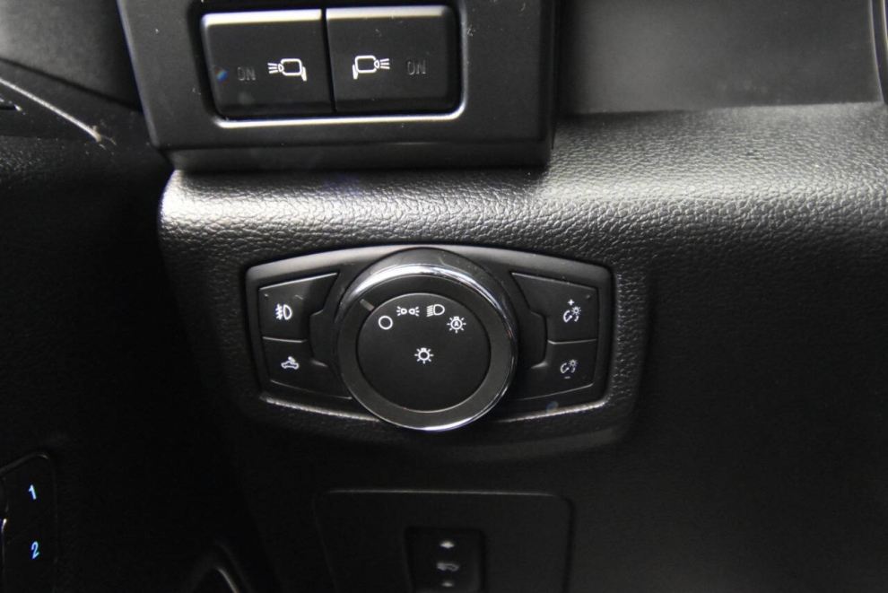 2016 Ford F-150 Lariat Sport, White, Mileage: 112,295 - photo 30