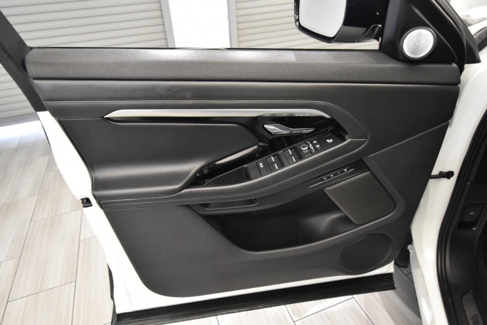 2021 Land Rover Range Rover Evoque R Dynamic HSE AWD 4dr SUV, White, Mileage: 78,836 - photo 11