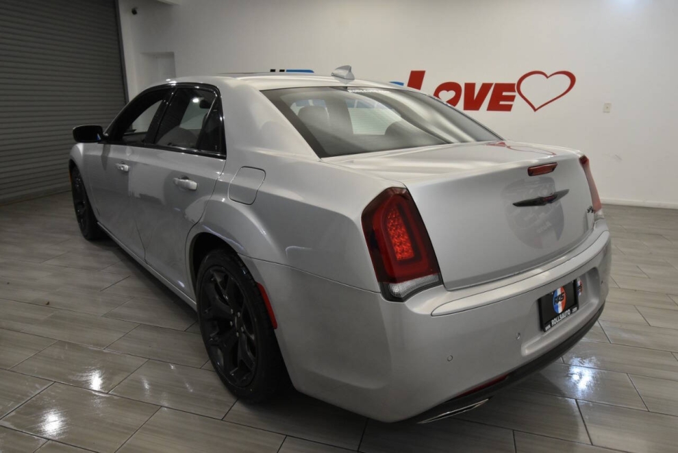 2022 Chrysler 300 S V6 4dr Sedan, Silver, Mileage: 63,046 - photo 2