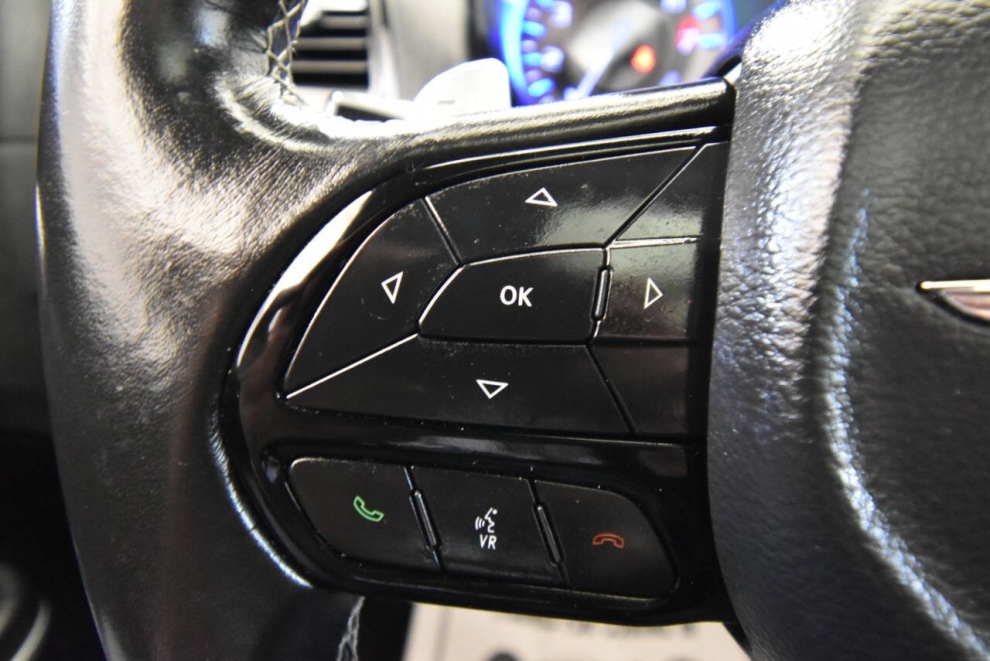 2022 Chrysler 300 S V6 4dr Sedan, Silver, Mileage: 63,046 - photo 26
