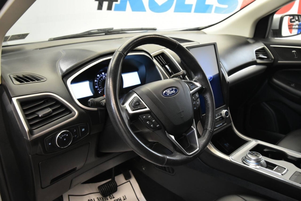 2021 Ford Edge, Silver, Mileage: 90,311 - photo 10