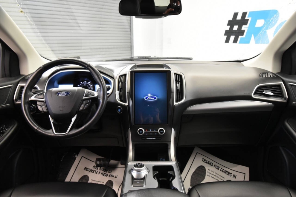 2021 Ford Edge, Silver, Mileage: 90,311 - photo 17