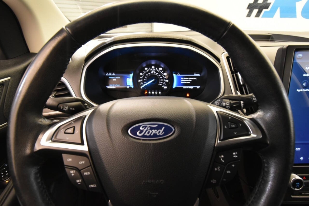 2021 Ford Edge, Silver, Mileage: 90,311 - photo 23