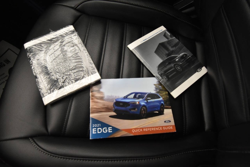 2021 Ford Edge, Silver, Mileage: 90,311 - photo 29