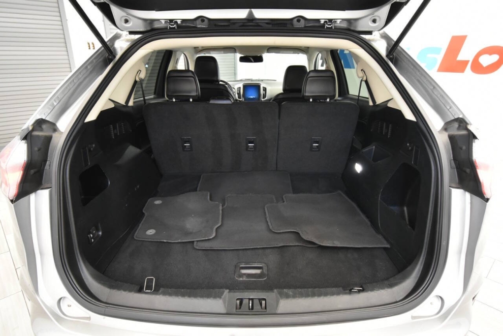 2021 Ford Edge, Silver, Mileage: 90,311 - photo 32