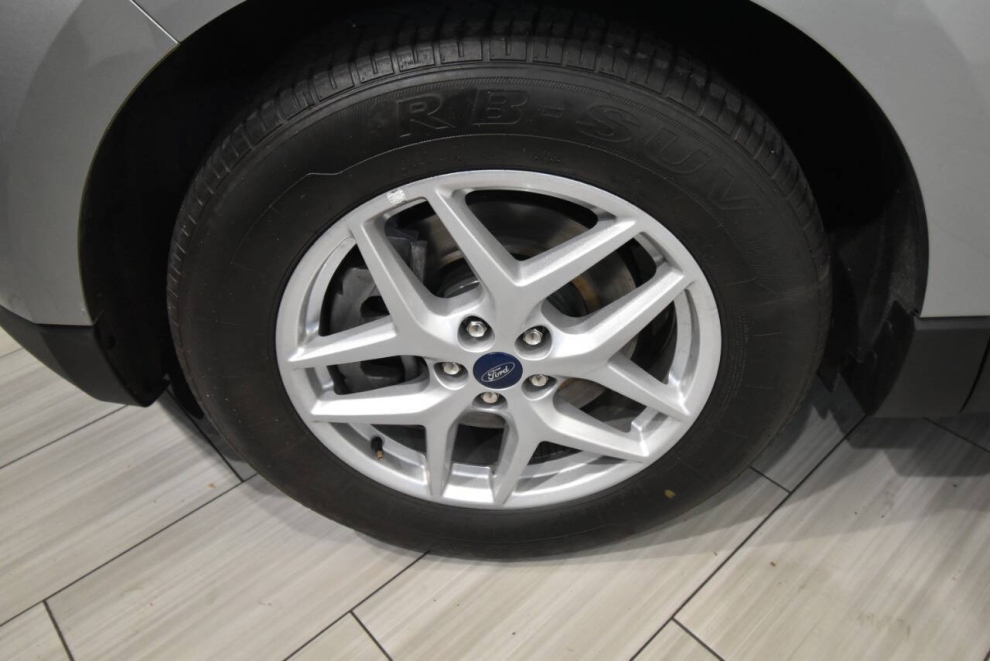 2021 Ford Edge, Silver, Mileage: 90,311 - photo 8