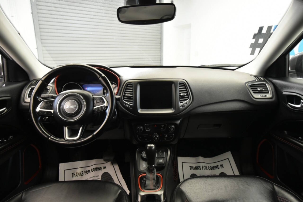 2021 Jeep Compass Trailhawk 4x4 4dr SUV, White, Mileage: 79,117 - photo 16