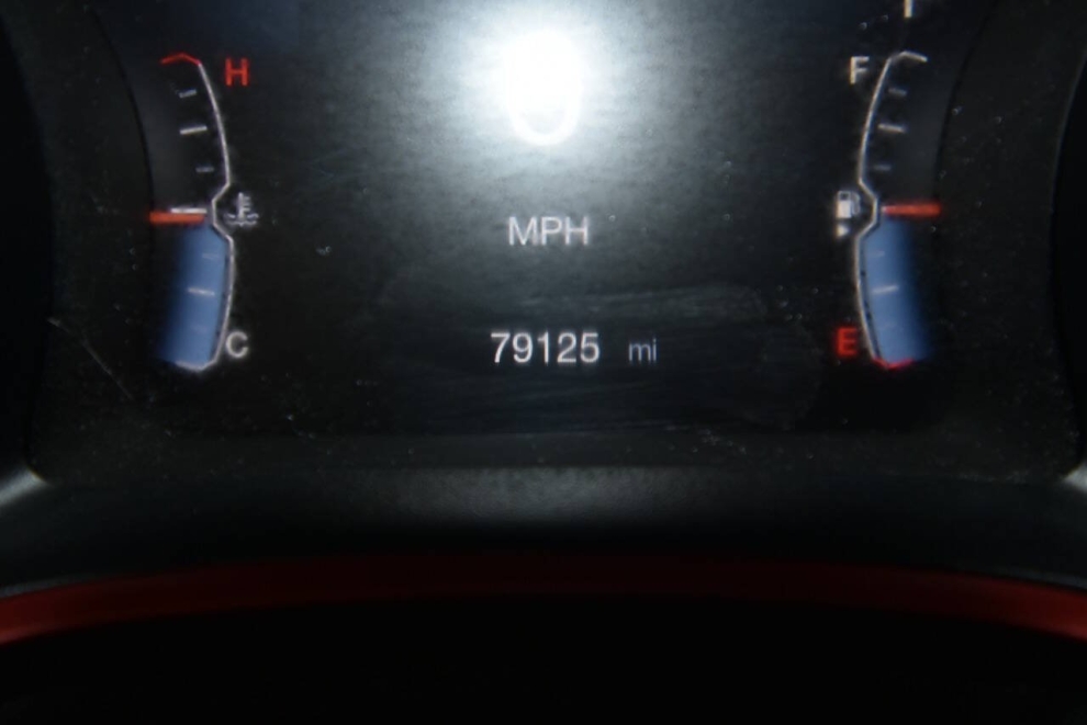 2021 Jeep Compass Trailhawk 4x4 4dr SUV, White, Mileage: 79,117 - photo 25