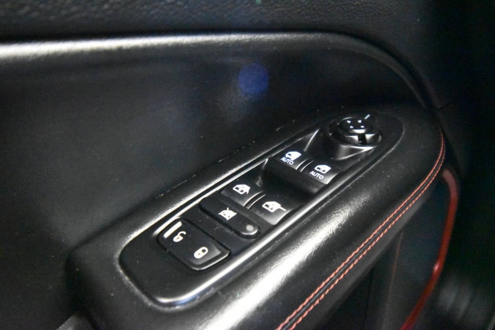 2021 Jeep Compass Trailhawk 4x4 4dr SUV, White, Mileage: 79,117 - photo 27