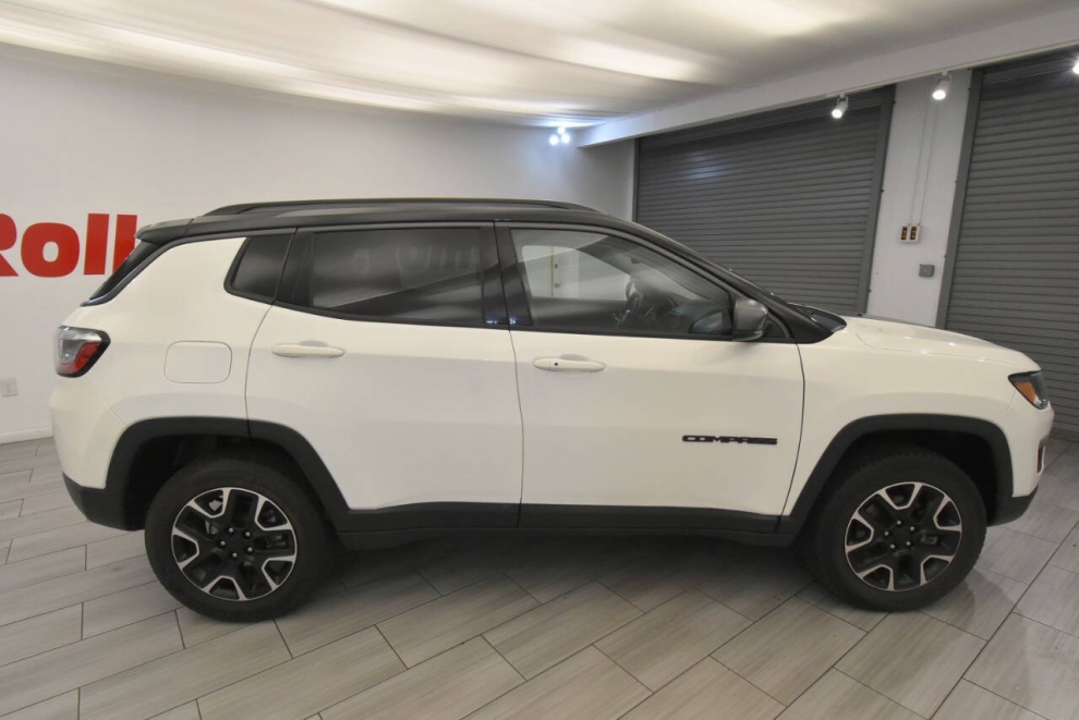 2021 Jeep Compass Trailhawk 4x4 4dr SUV, White, Mileage: 79,117 - photo 5