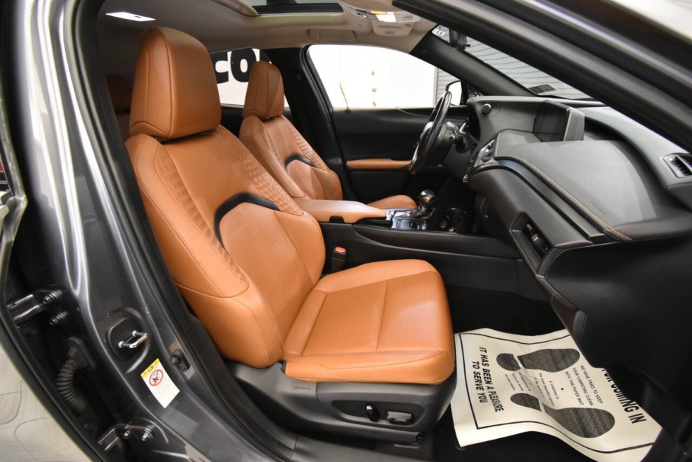 2019 Lexus UX 200, Gray, Mileage: 85,339 - photo 15