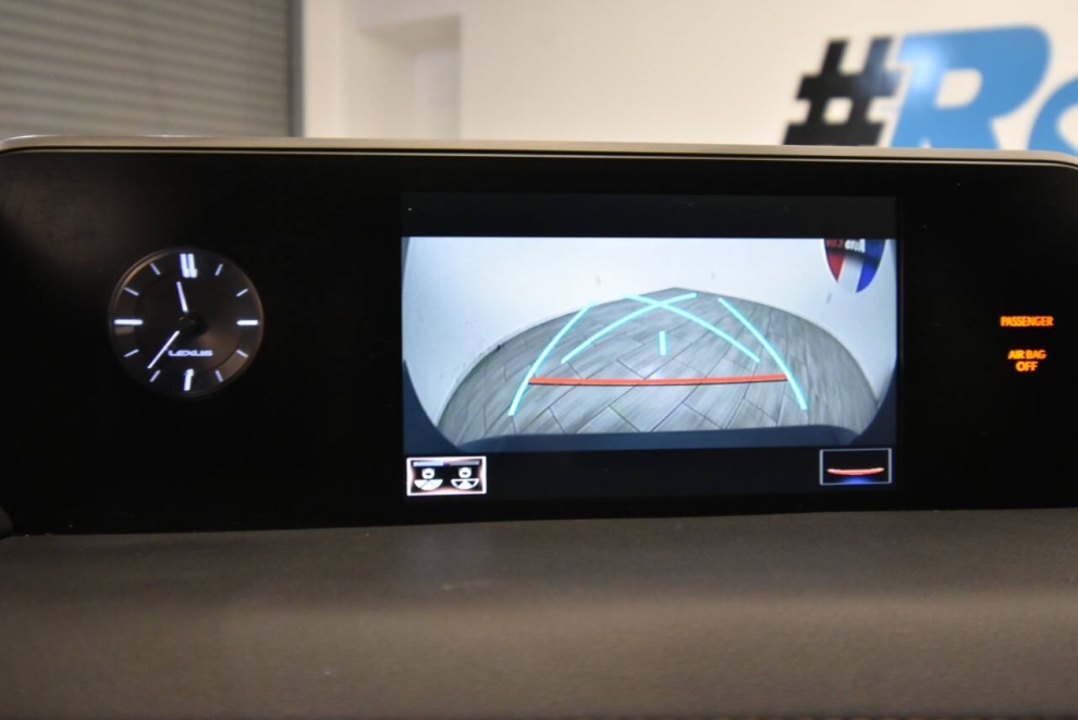 2019 Lexus UX 200, Gray, Mileage: 85,339 - photo 23