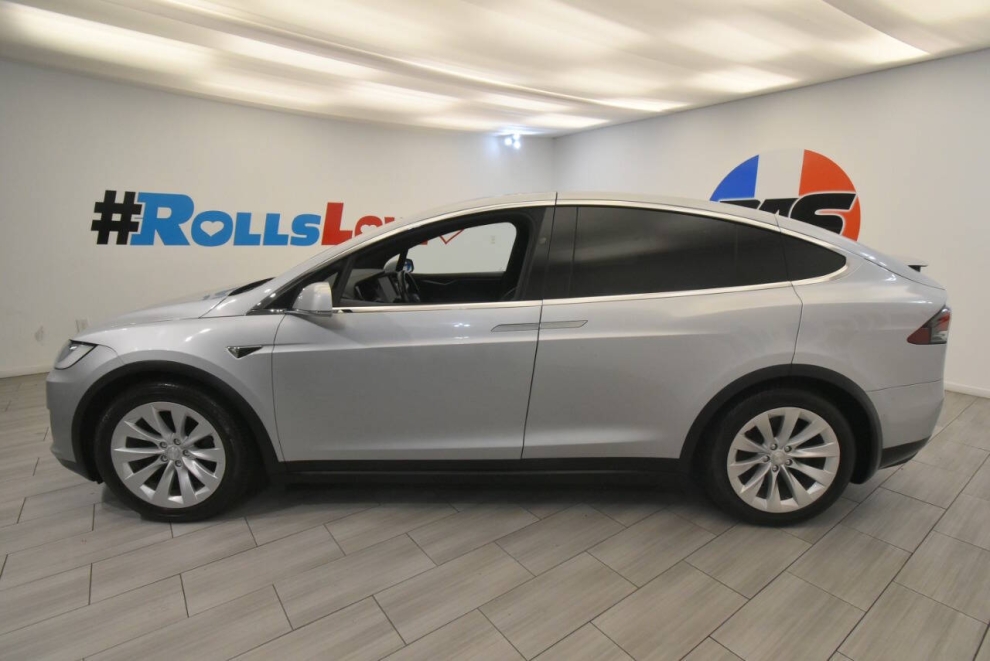 2018 Tesla Model X 100D, Silver, Mileage: 89,939 - photo 1