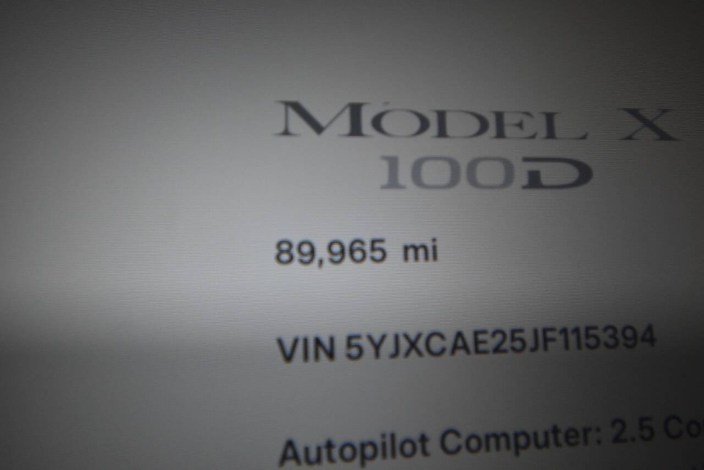 2018 Tesla Model X 100D, Silver, Mileage: 89,939 - photo 25