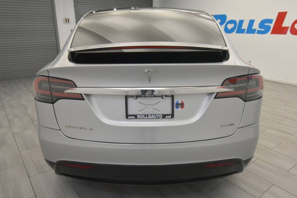 2018 Tesla Model X 100D, Silver, Mileage: 89,939 - photo 3