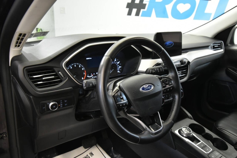 2022 Ford Escape SEL AWD 4dr SUV, Black, Mileage: 89,875 - photo 10