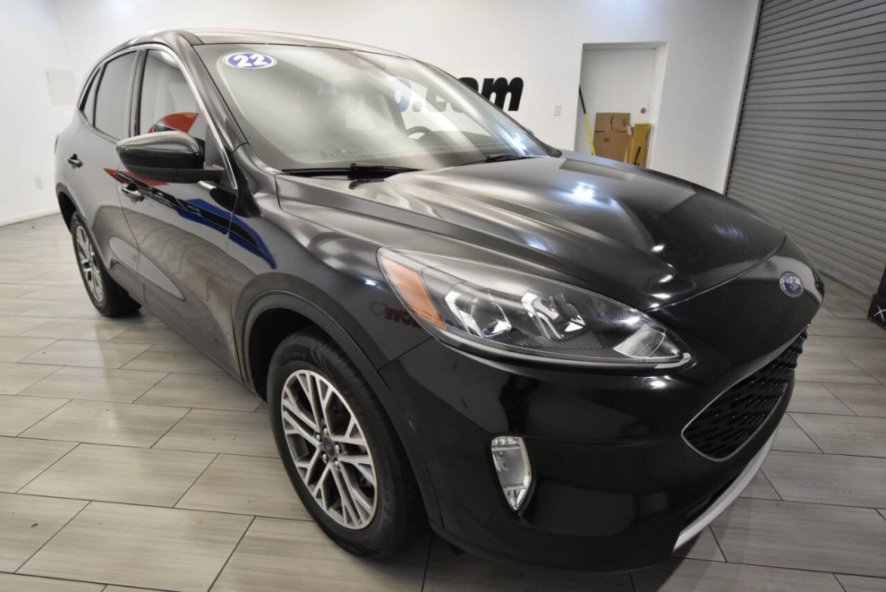 2022 Ford Escape SEL AWD 4dr SUV, Black, Mileage: 89,875 - photo 6