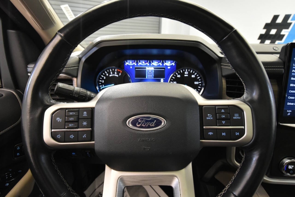 2022 Ford Expedition MAX Limited 4x4 4dr SUV, Black, Mileage: 80,670 - photo 29