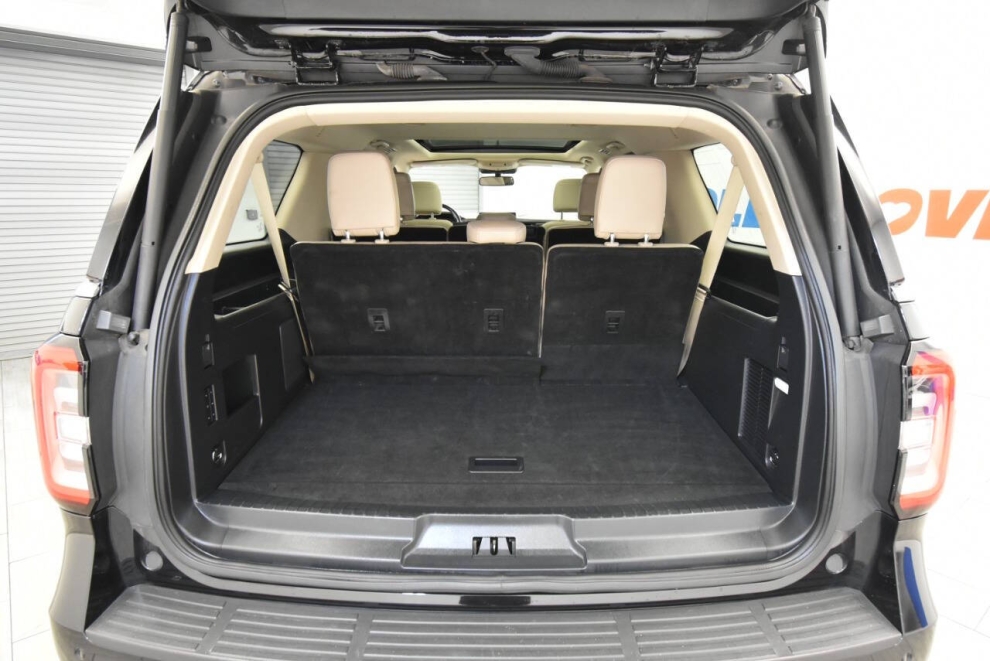 2022 Ford Expedition MAX Limited 4x4 4dr SUV, Black, Mileage: 80,670 - photo 36
