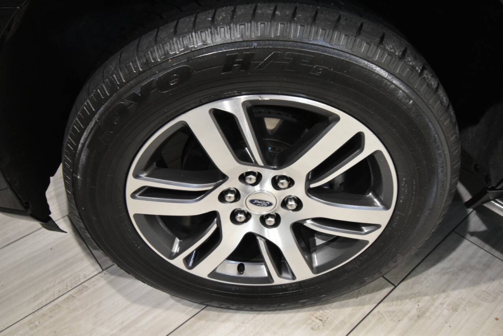 2022 Ford Expedition MAX Limited 4x4 4dr SUV, Black, Mileage: 80,670 - photo 8