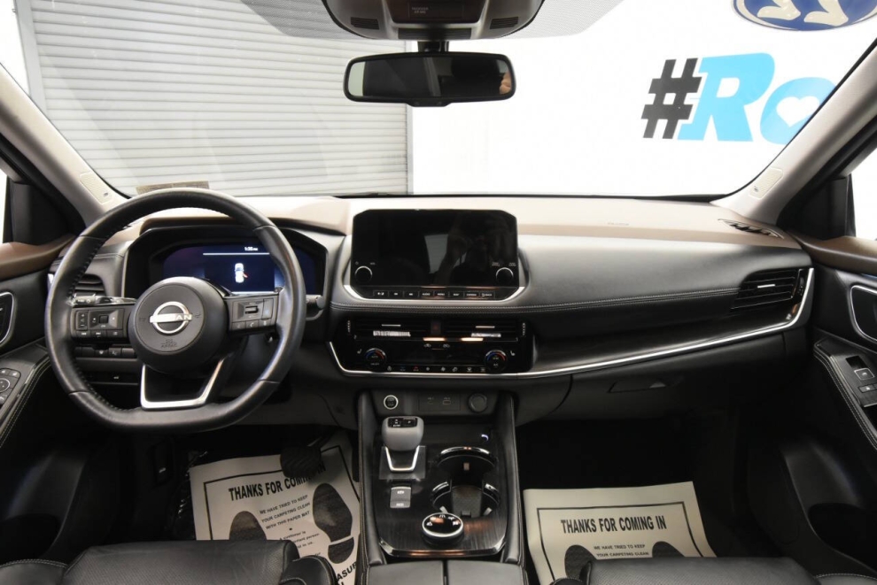 2022 Nissan Rogue Platinum AWD 4dr Crossover, White, Mileage: 73,143 - photo 18
