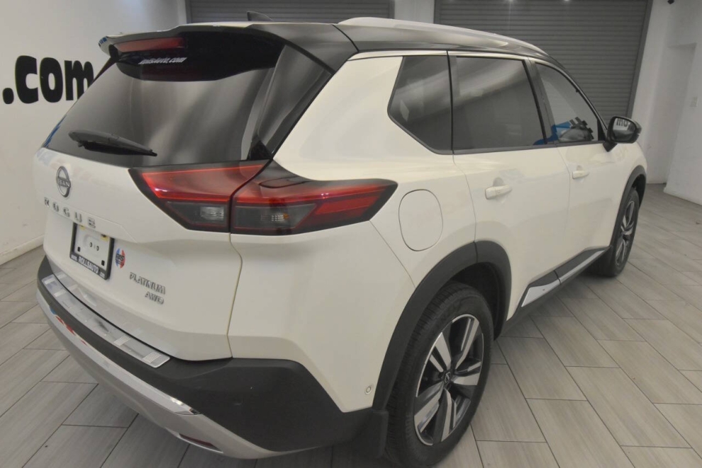 2022 Nissan Rogue Platinum AWD 4dr Crossover, White, Mileage: 73,143 - photo 4