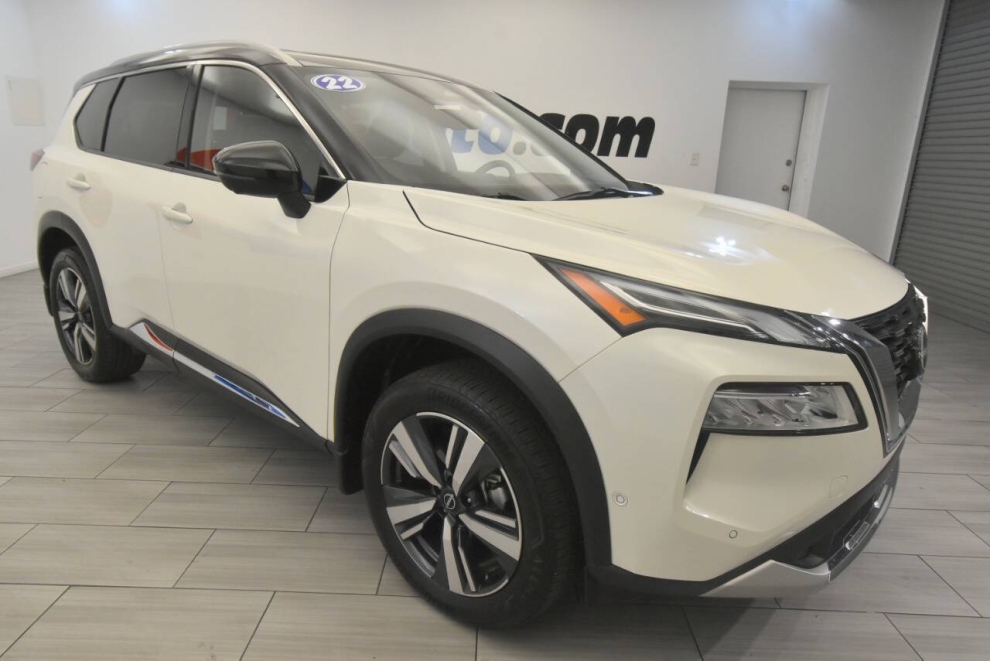 2022 Nissan Rogue Platinum AWD 4dr Crossover, White, Mileage: 73,143 - photo 6