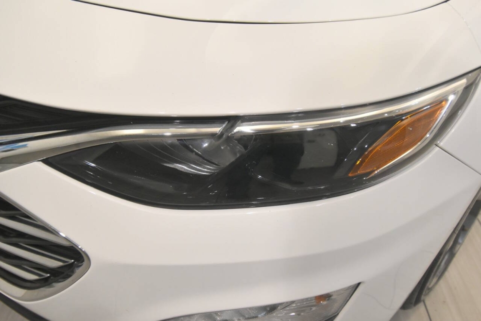 2022 Chevrolet Malibu LT 4dr Sedan, White, Mileage: 64,302 - photo 7