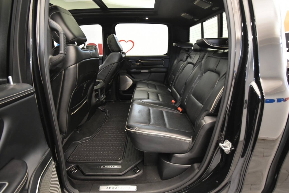 2021 RAM 1500 Limited 4x4 4dr Crew Cab 5.6 ft. SB Pickup, Black, Mileage: 78,595 - photo 13