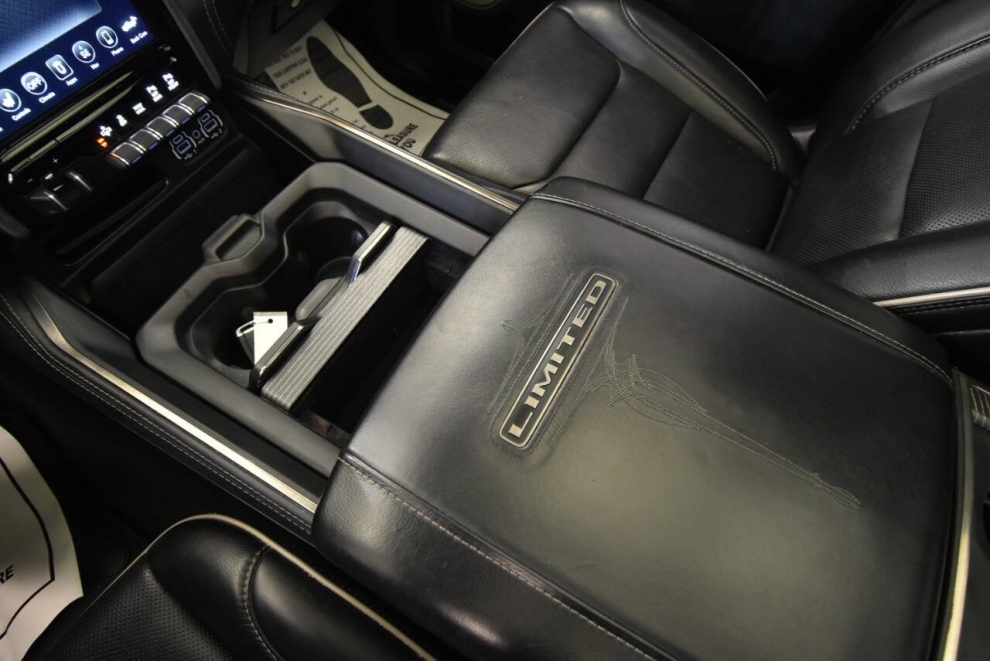 2021 RAM 1500 Limited 4x4 4dr Crew Cab 5.6 ft. SB Pickup, Black, Mileage: 78,595 - photo 25