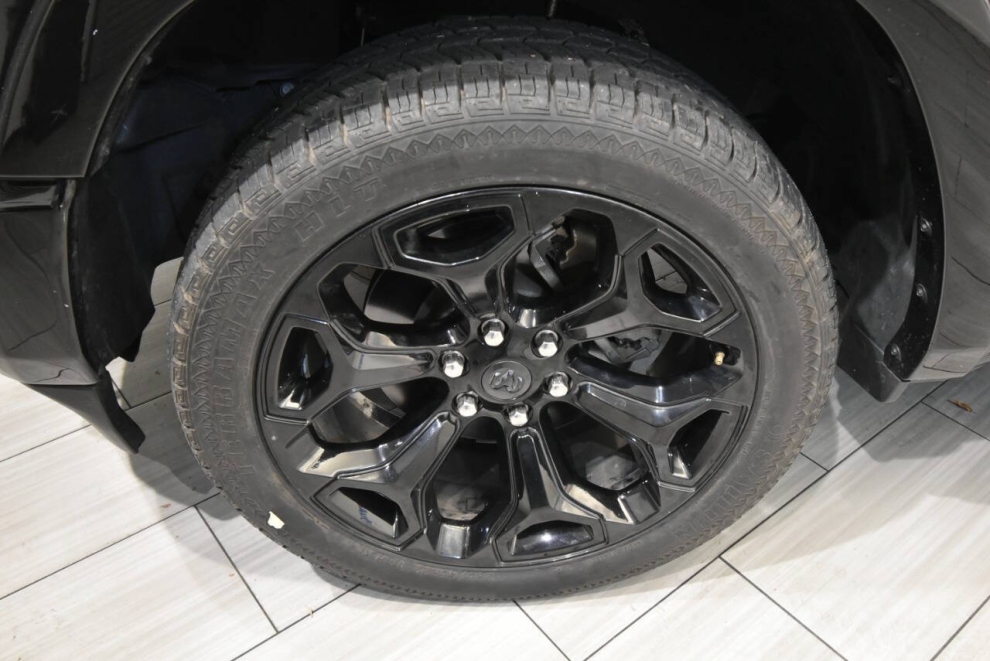 2021 RAM 1500 Limited 4x4 4dr Crew Cab 5.6 ft. SB Pickup, Black, Mileage: 78,595 - photo 8