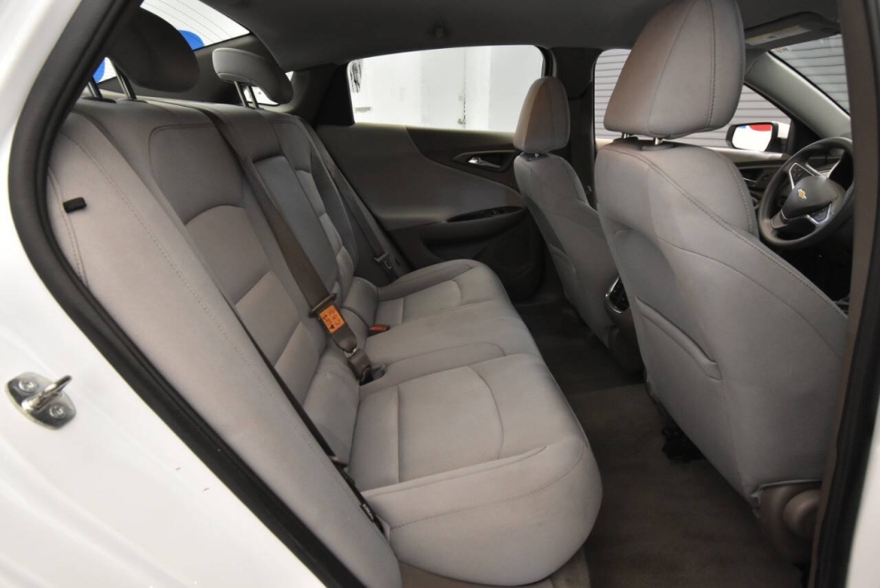 2022 Chevrolet Malibu LT 4dr Sedan, White, Mileage: 100,825 - photo 16