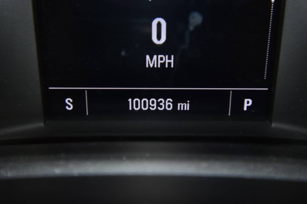 2022 Chevrolet Malibu LT 4dr Sedan, White, Mileage: 100,825 - photo 26