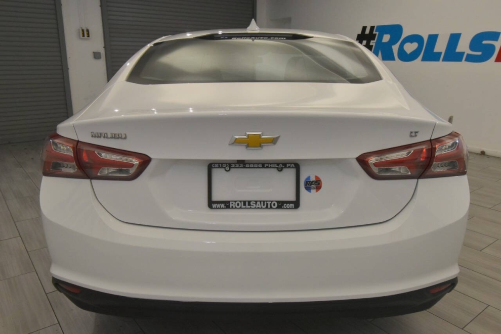 2022 Chevrolet Malibu LT 4dr Sedan, White, Mileage: 100,825 - photo 3