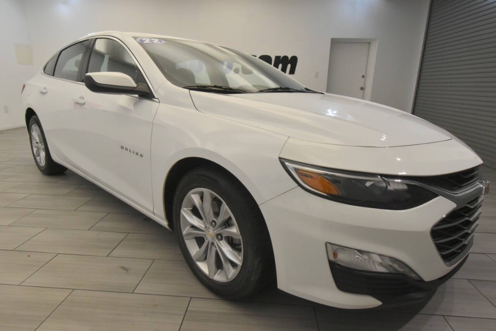 2022 Chevrolet Malibu LT 4dr Sedan, White, Mileage: 100,825 - photo 6