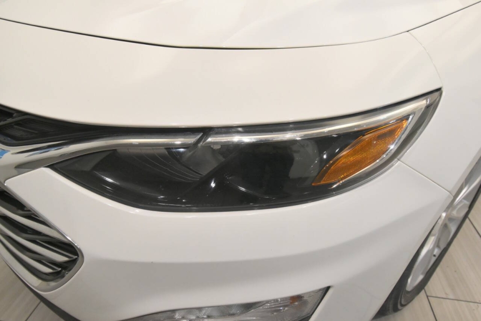2022 Chevrolet Malibu LT 4dr Sedan, White, Mileage: 100,825 - photo 7