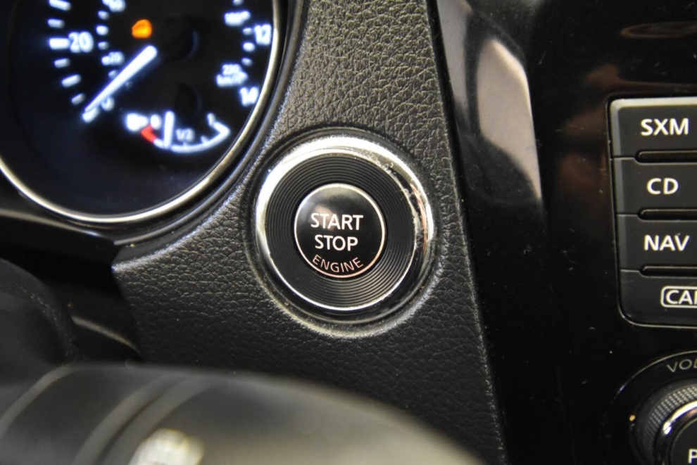 2016 Nissan Rogue, Silver, Mileage: 97,109 - photo 18