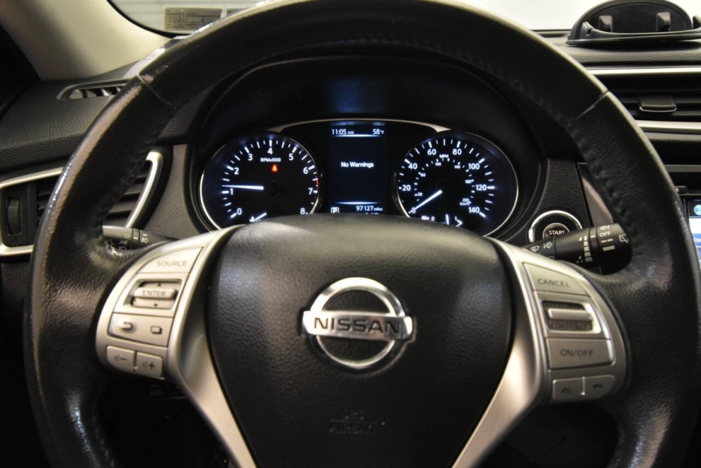 2016 Nissan Rogue, Silver, Mileage: 97,109 - photo 23