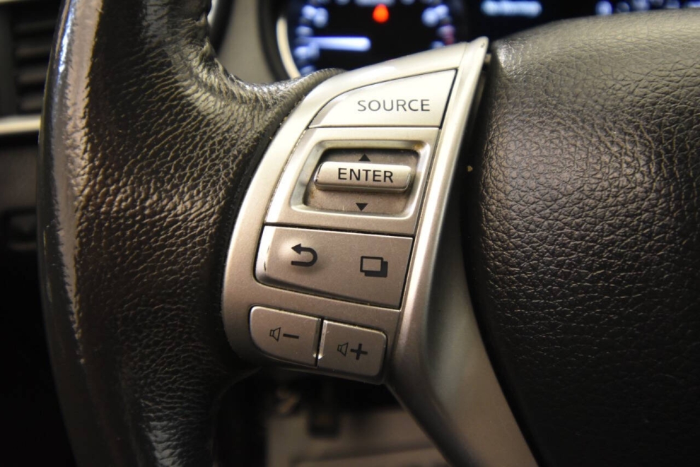 2016 Nissan Rogue, Silver, Mileage: 97,109 - photo 24