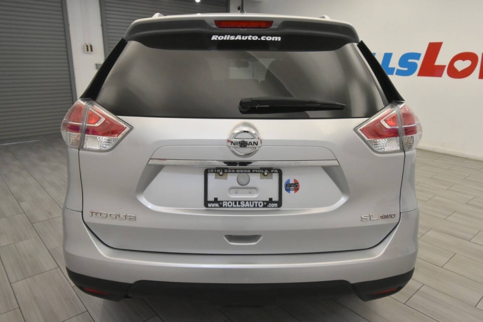 2016 Nissan Rogue, Silver, Mileage: 97,109 - photo 3