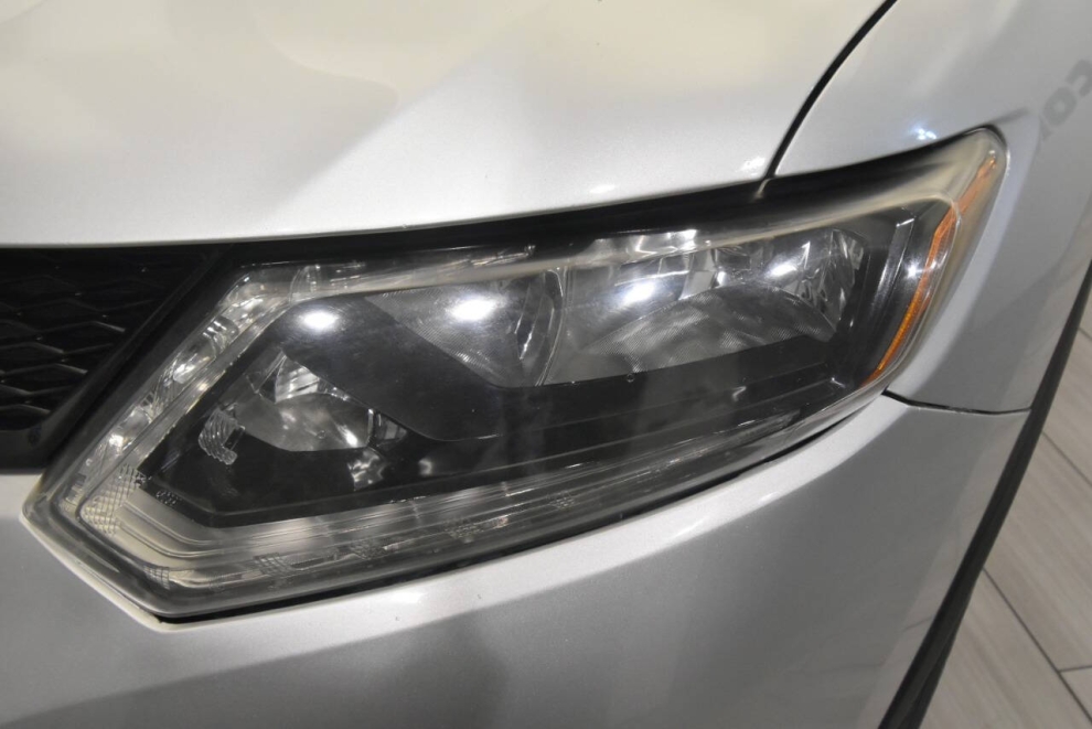 2016 Nissan Rogue, Silver, Mileage: 97,109 - photo 7